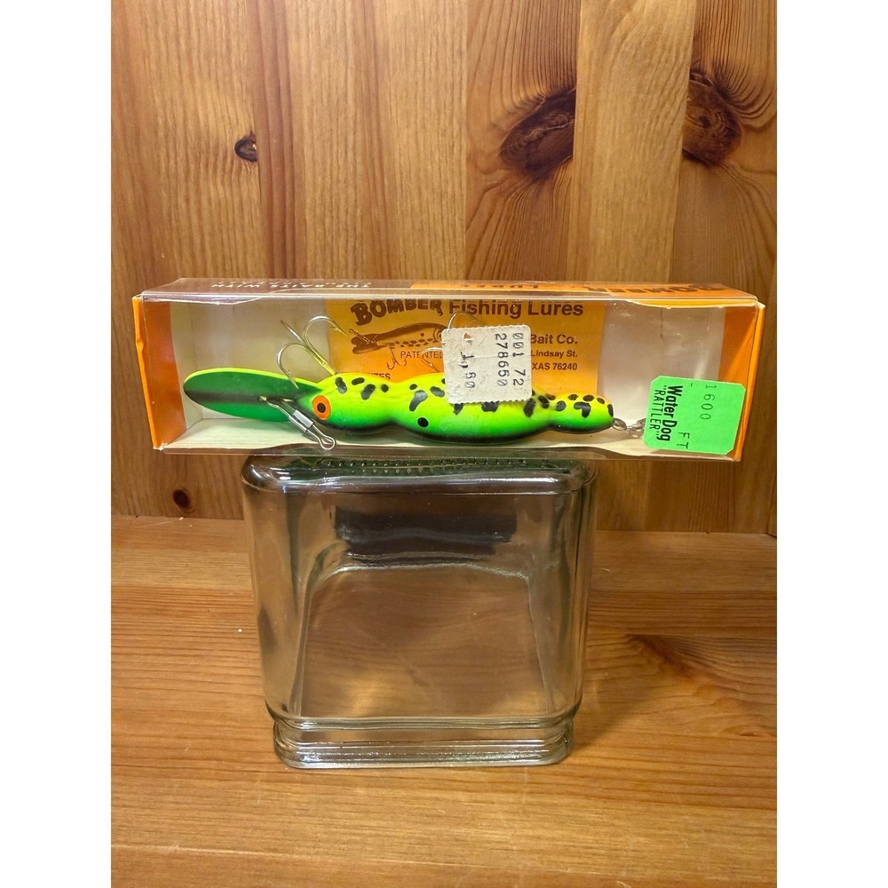 Vintage Bomber Water Dog Rattler Frog Fishing Lure NOS In Original Box 5"